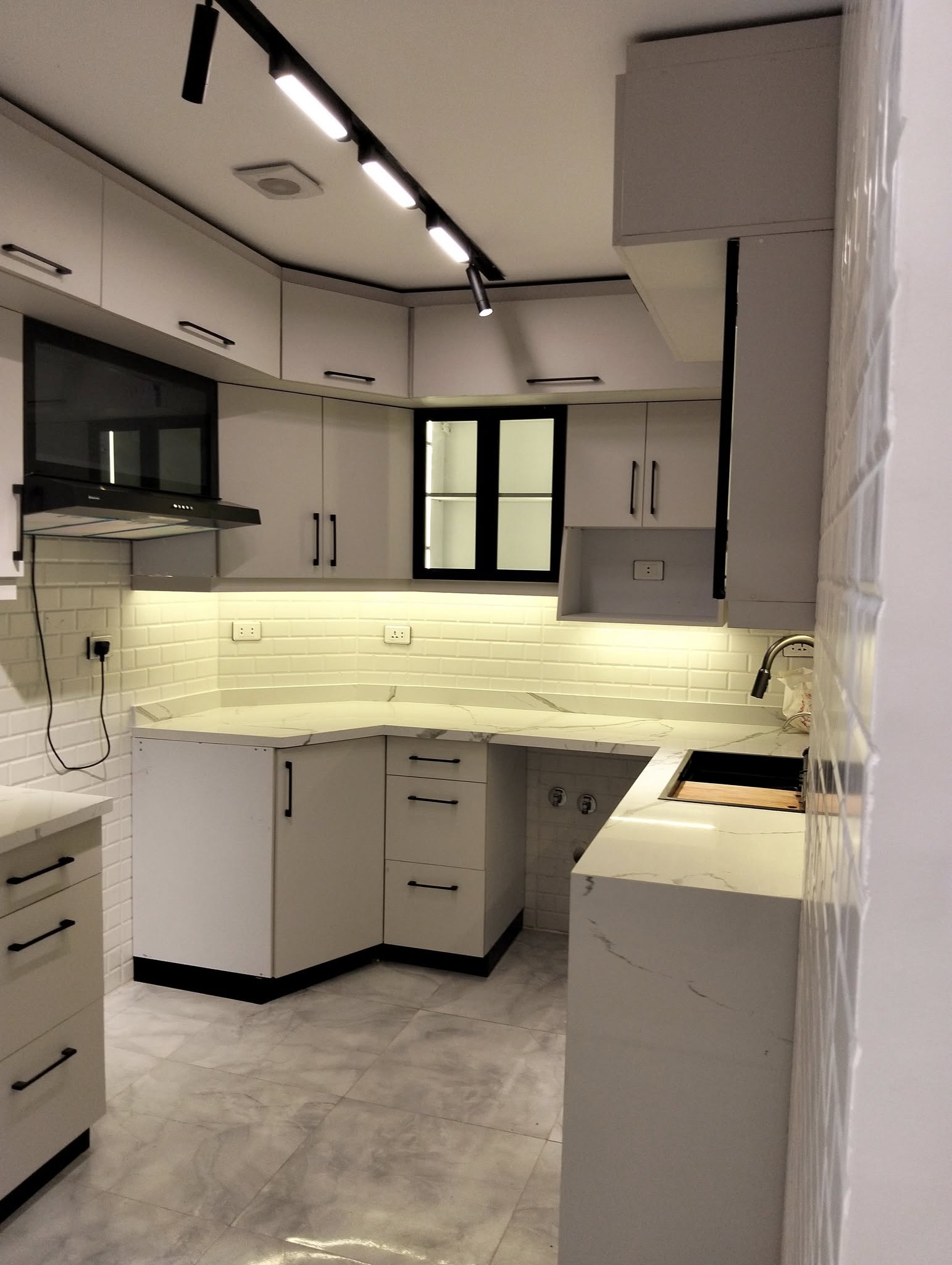 Design H&N