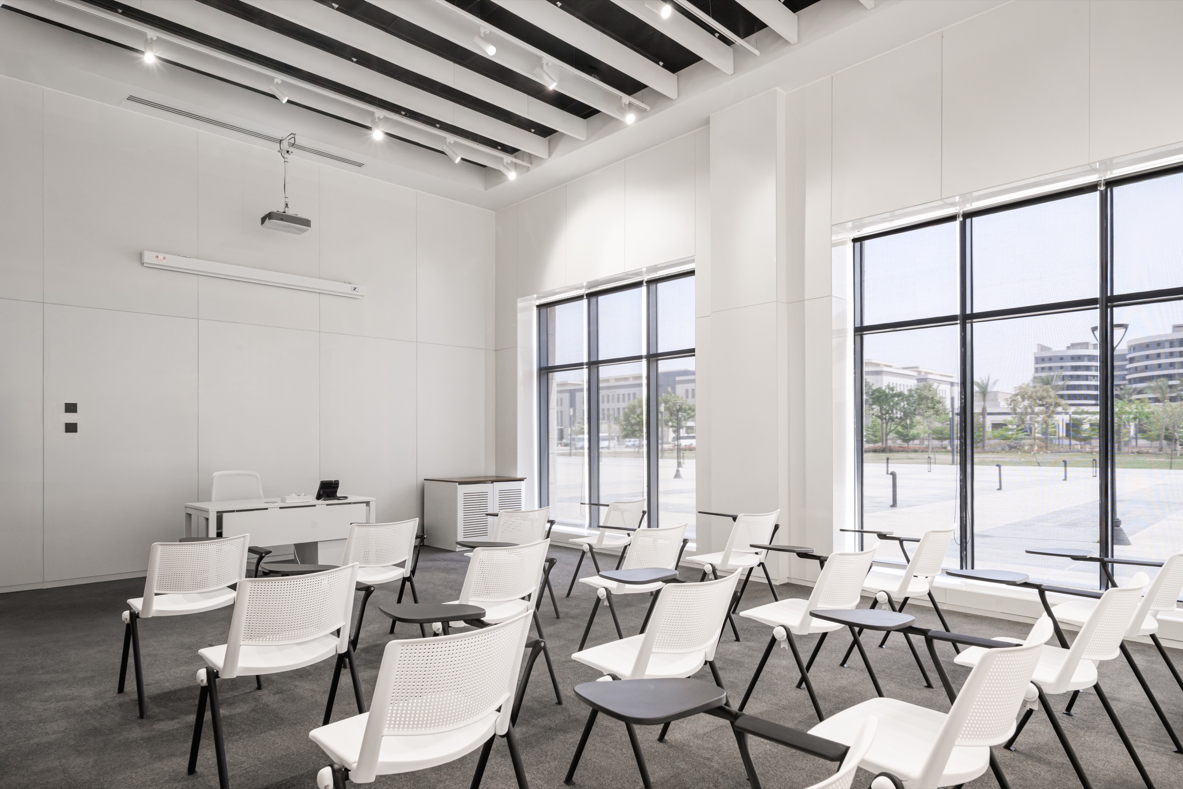 إيدج إنوفيشن سنتر | Edge Innovation Center