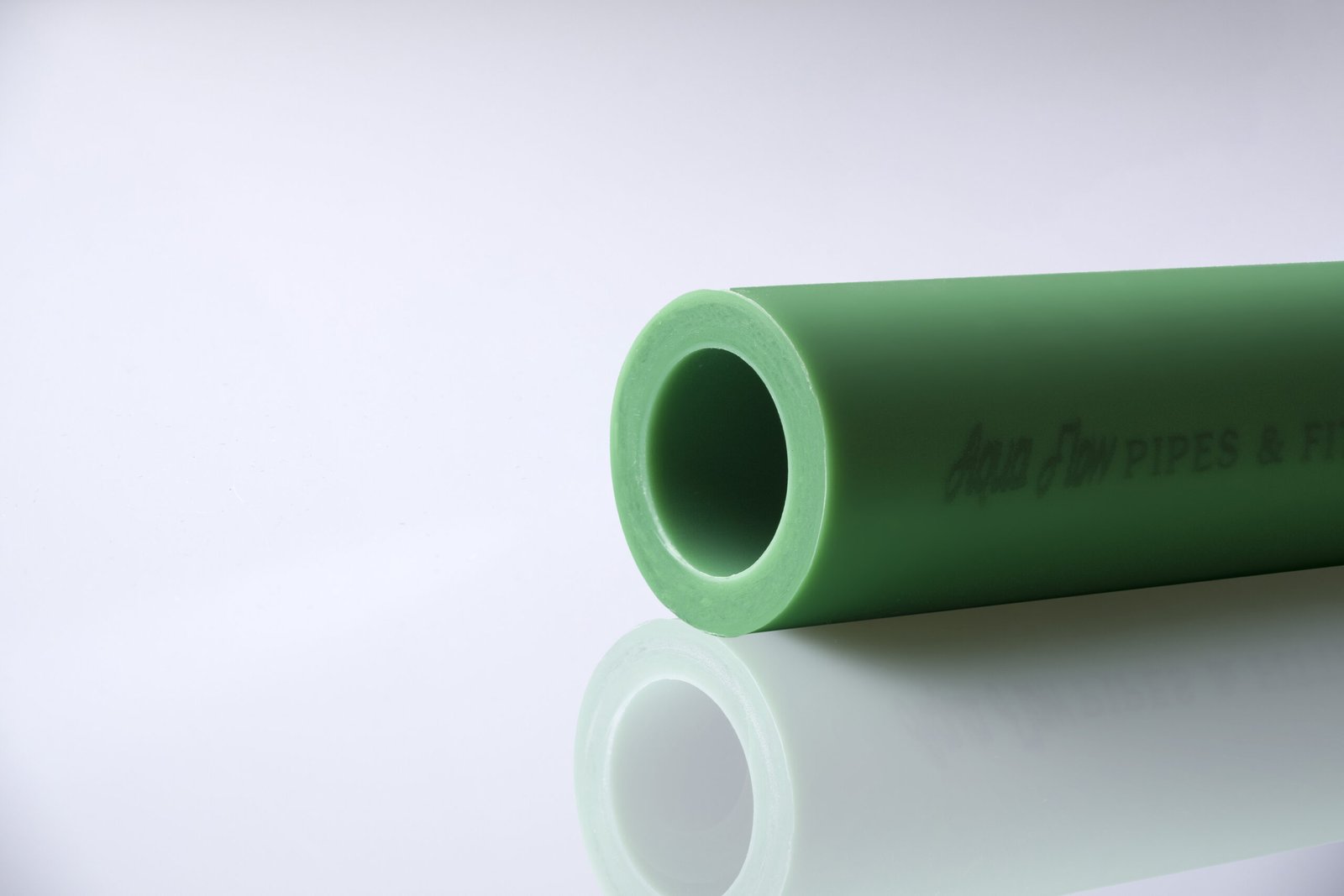 أكوا فلو للمواسير والوصلات | Aquaflow Pipes and Fittings